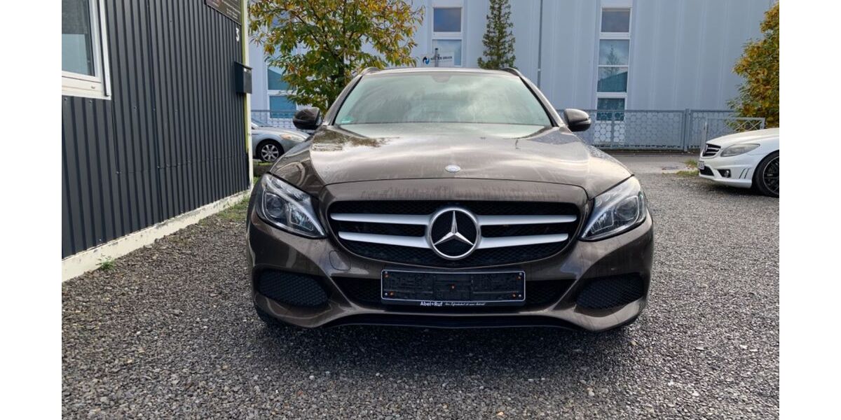 Mercedes-Benz C 220 194.300 km 12.999 &euro; Sindelfingen 71069