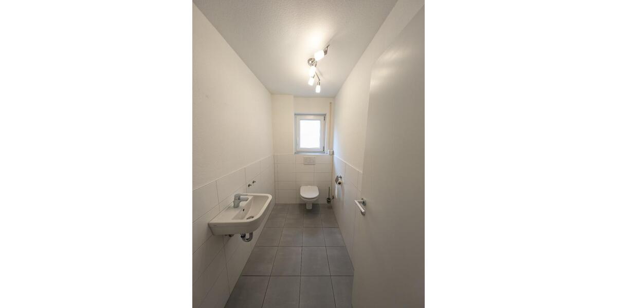 Erdgeschoßwohnung Eningen unter Achalm - 3.5 Zimmer, 107 m&sup2;, 445.000&euro; | Angebot:25638071