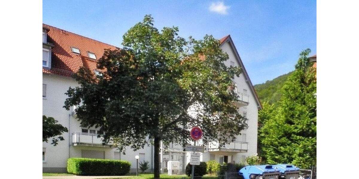 Etagenwohnung Bad Urach - 3 Zimmer, 85 m&sup2;, 215.000&euro; | Angebot:25686261