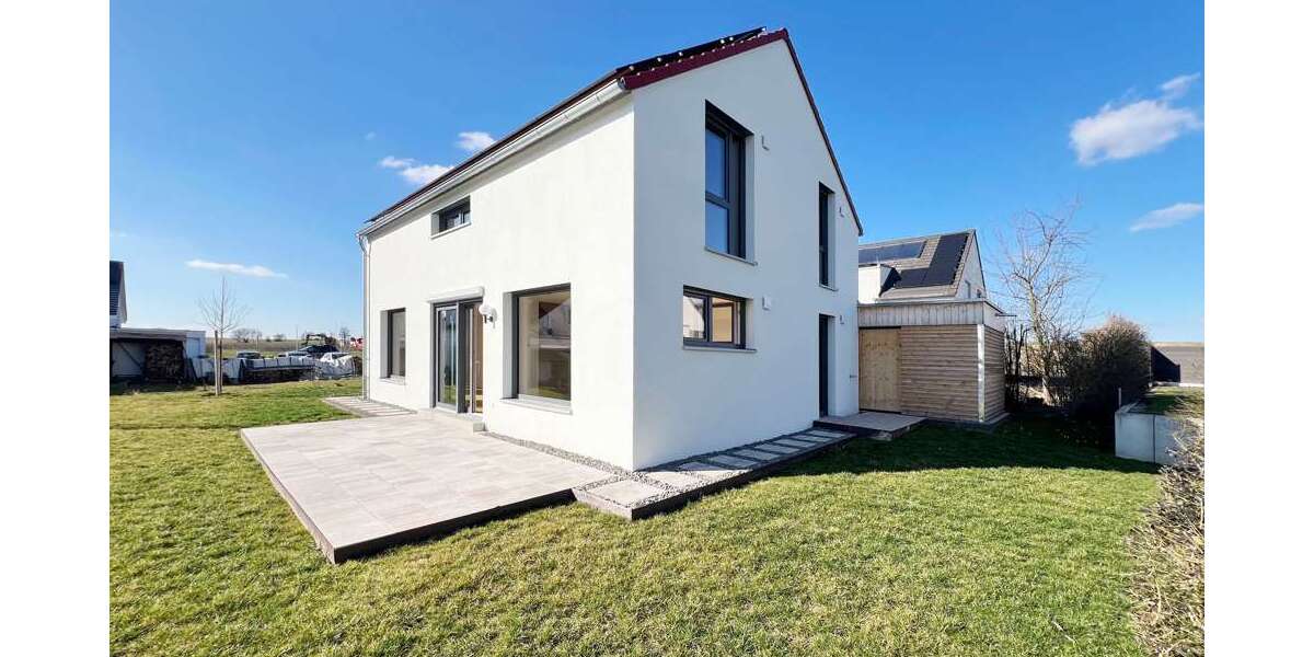 Einfamilienhaus Köngen - 4 Zimmer, 138 m&sup2;, 2.220&euro; | Angebot:25993403