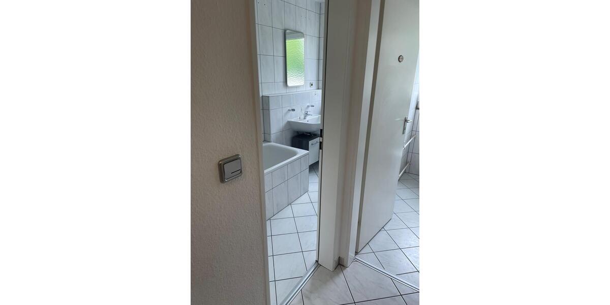 Erdgeschoßwohnung Böblingen Dagersheim - 4 Zimmer, 99 m&sup2;, 450.000&euro; | Angebot:25106017