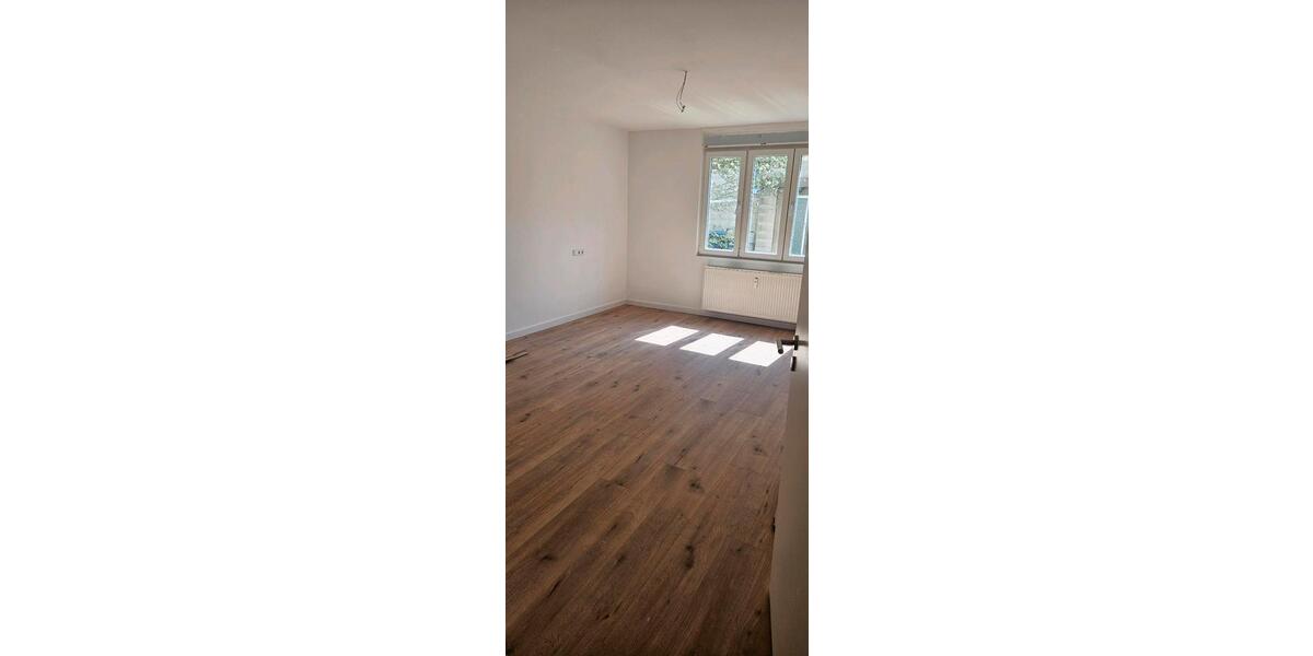 Etagenwohnung Esslingen am Neckar Brühl - 3 Zimmer, 85 m&sup2;, 1.290&euro; | Angebot:26633810