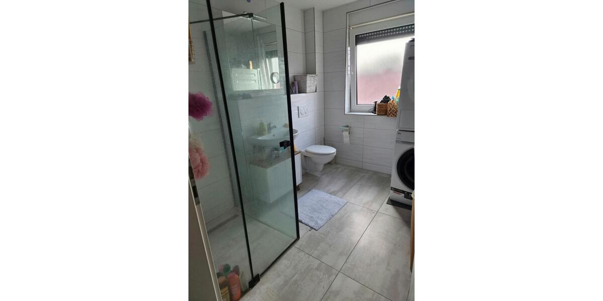 Dachgeschoßwohnung Herrenberg - 4 Zimmer, 85 m&sup2;, 1.200&euro; | Angebot:27601469