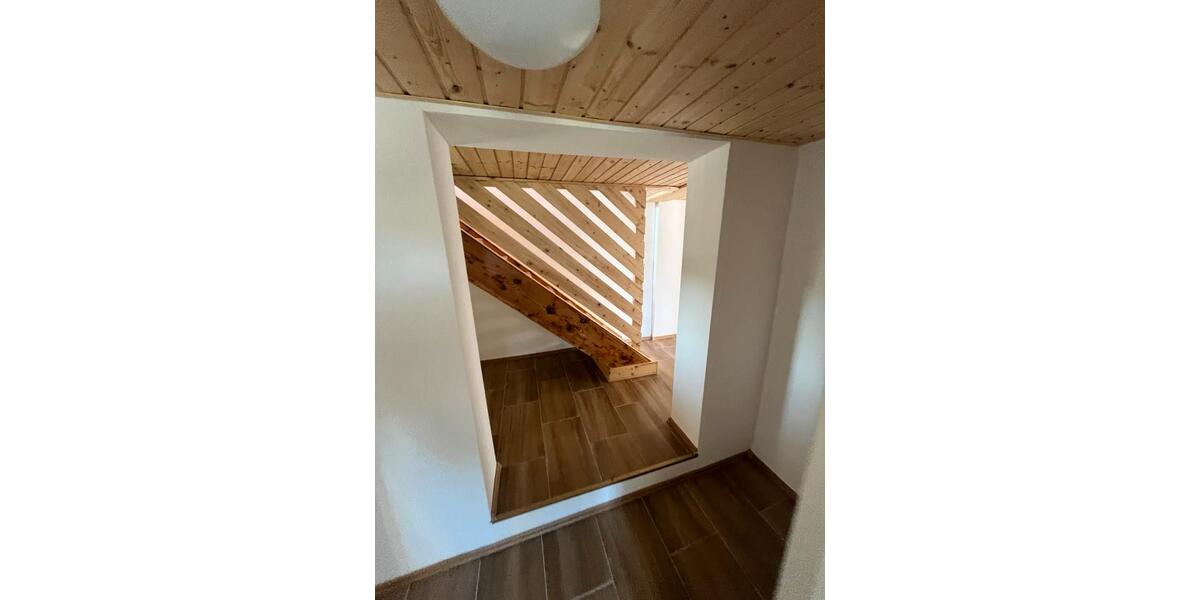 Bauernhaus, Landhaus Rottenburg am Neckar - 4 Zimmer, 135 m&sup2;, 1.100&euro; | Angebot:26565106