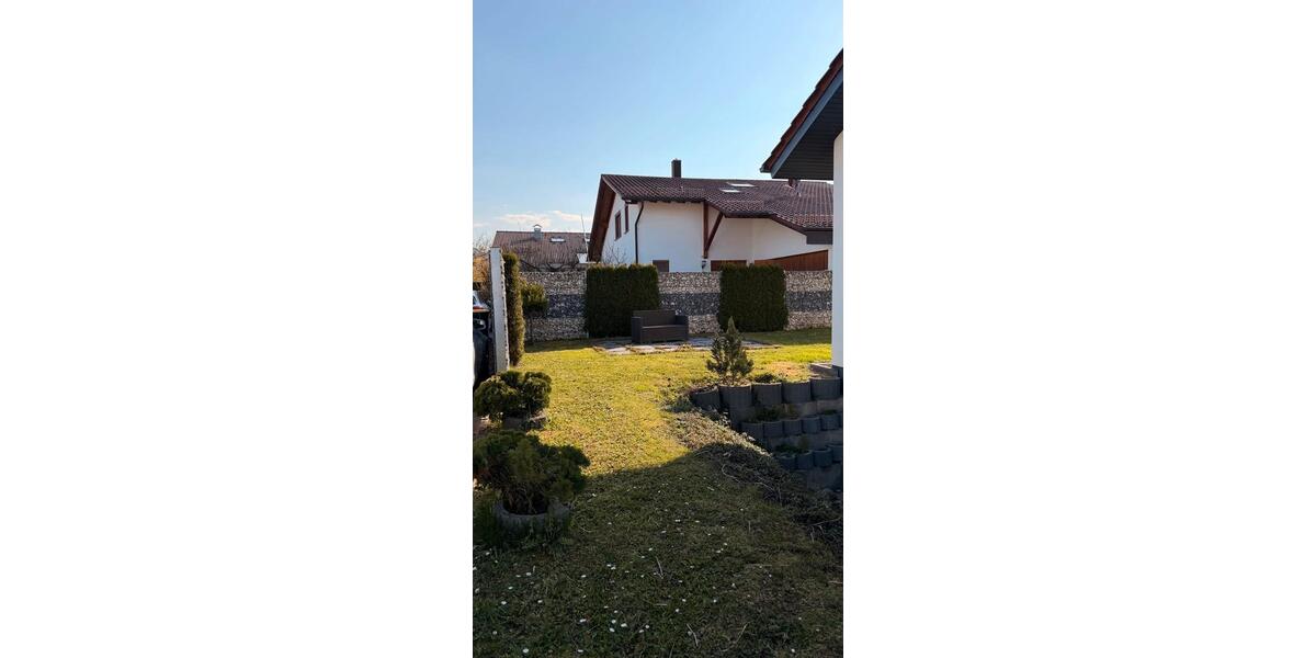 Etagenwohnung Dettingen unter Teck - 3 Zimmer, 73 m&sup2;, 830&euro; | Angebot:26538963
