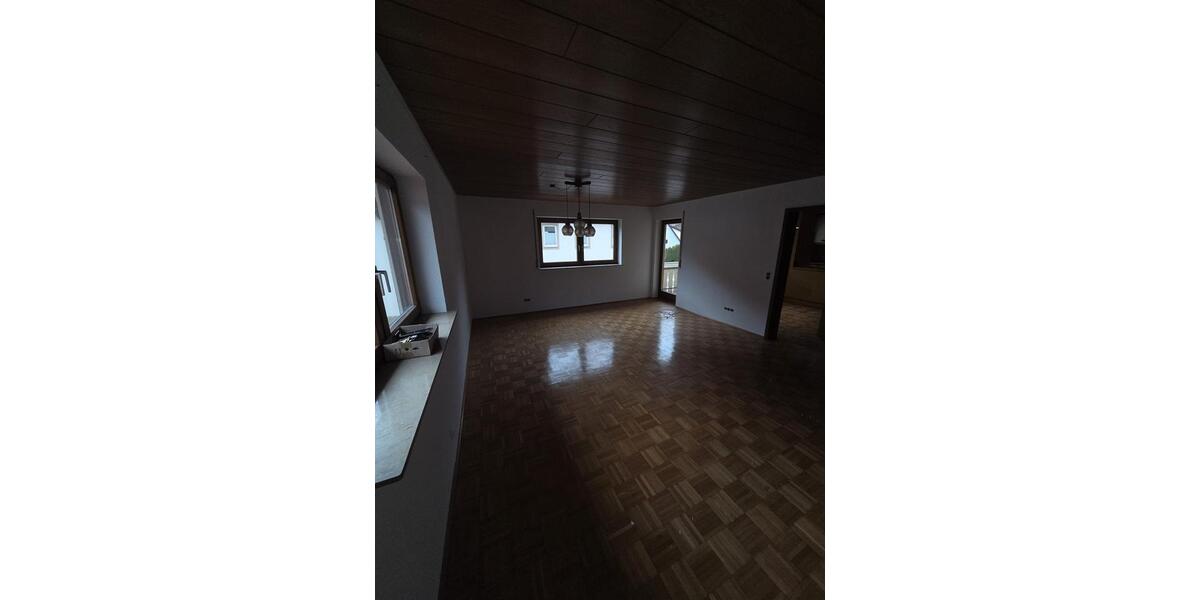 Doppelhaushälfte Gammertingen - 4 Zimmer, 180 m&sup2;, 1.300&euro; | Angebot:26043136