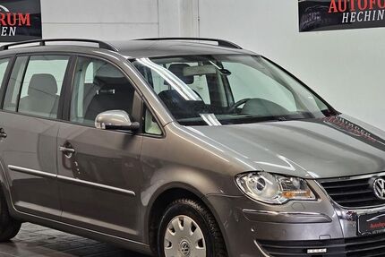 VW Touran 124.000 km 6.990 &euro; Hechingen 72379