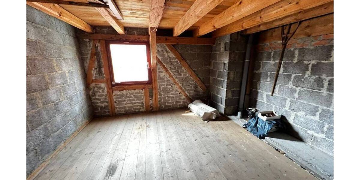 Bauernhaus, Landhaus Burladingen Hörschwag - 5 Zimmer, 118 m&sup2;, 165.000&euro; | Angebot:25815803