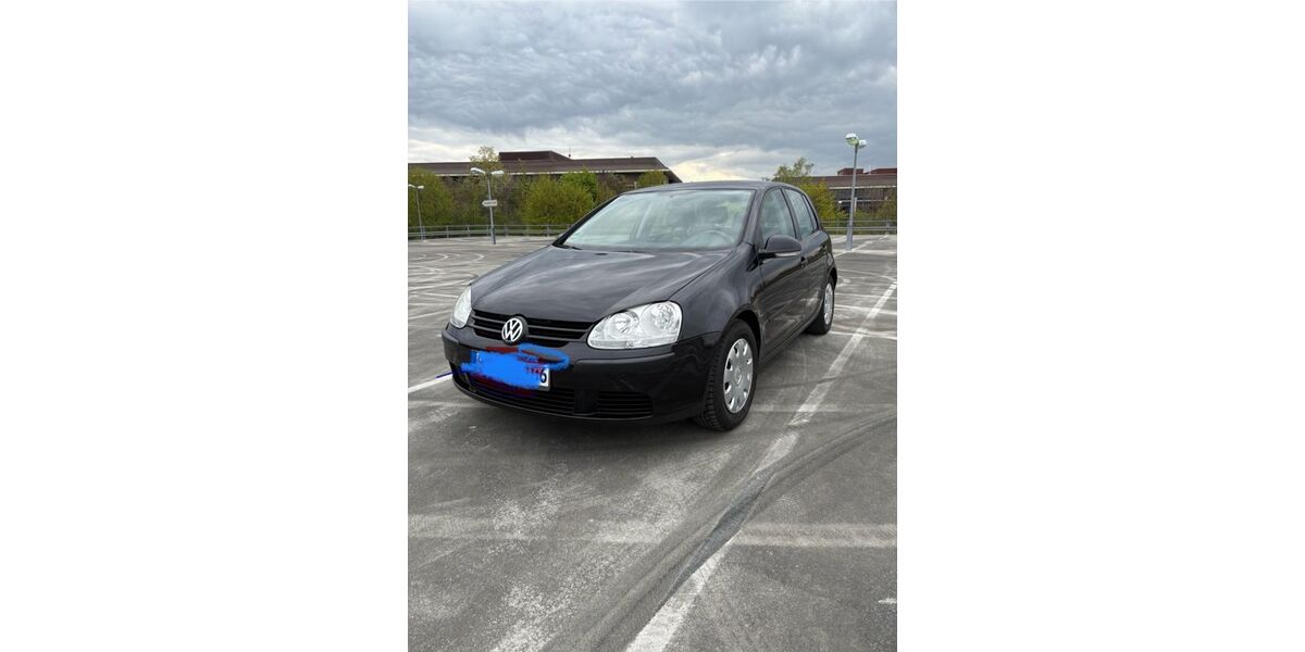 VW Golf 128.000 km 3.150 &euro; Maichingen 71069