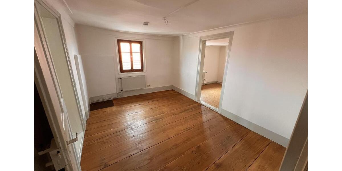 Etagenwohnung Hechingen - 5 Zimmer, 105 m&sup2;, 600&euro; | Angebot:25407831