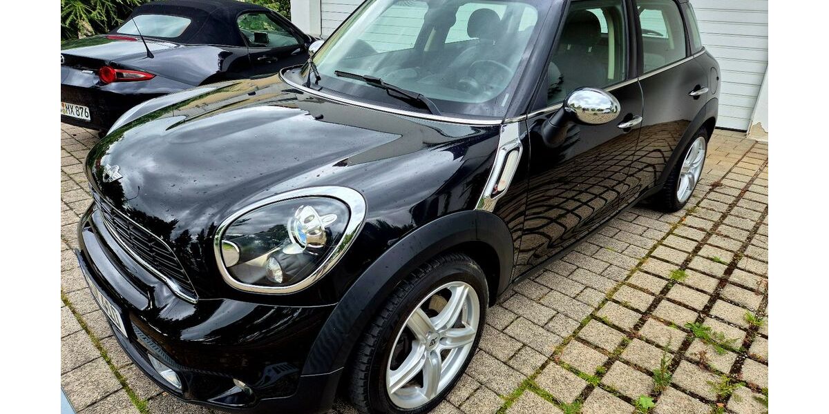 Mini Countryman S (Cooper) 82.000 km 9.000 &euro; Ostfildern 73760
