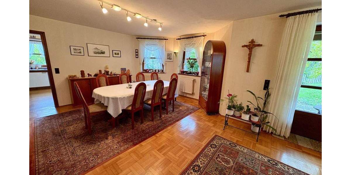 Einfamilienhaus Hechingen - 7 Zimmer, 195 m&sup2;, 595.000&euro; | Angebot:25746186