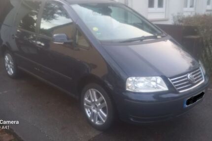 VW Sharan 219.000 km 3.750 &euro; Leinfelden 70771
