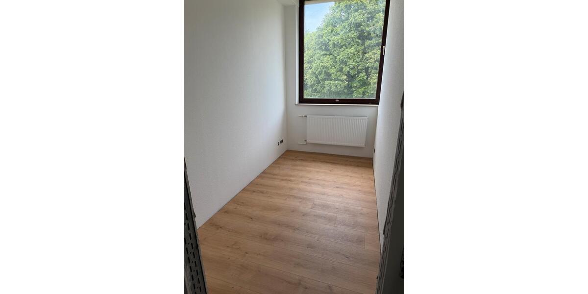 Etagenwohnung Rottenburg am Neckar - 4 Zimmer, 113 m&sup2;, 890&euro; | Angebot:26679237