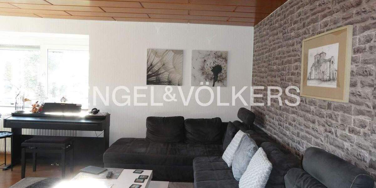 Etagenwohnung Tübingen Innenstadt - 4 Zimmer, 94 m&sup2;, 450.000&euro; | Angebot:25896068