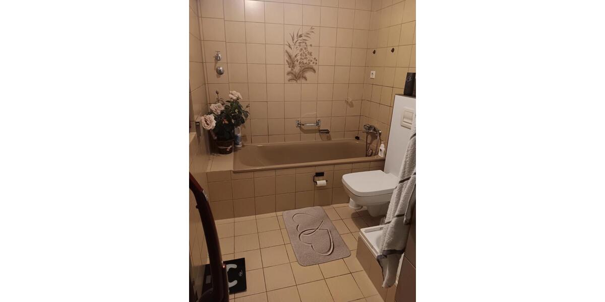 Etagenwohnung Burladingen - 3 Zimmer, 75 m&sup2;, 700&euro; | Angebot:25085081