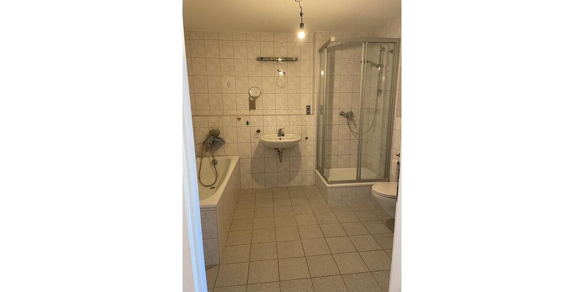Einfamilienhaus Rottenburg am Neckar - 1.750&euro; | Angebot:25353132