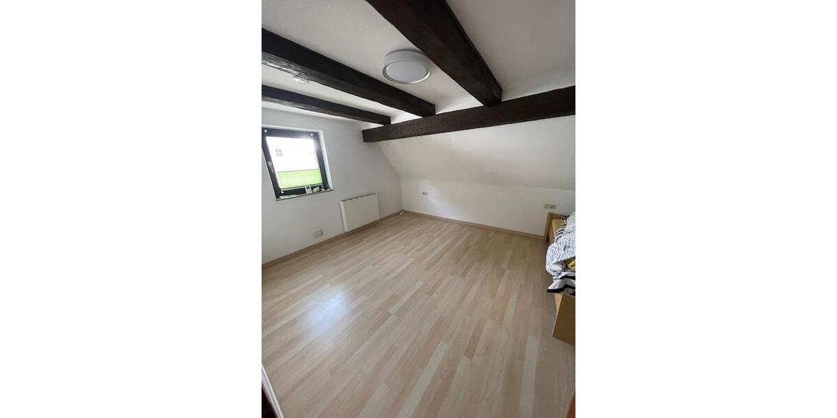 Dachgeschoßwohnung Rottenburg am Neckar - 3 Zimmer, 69 m&sup2;, 690&euro; | Angebot:26580014