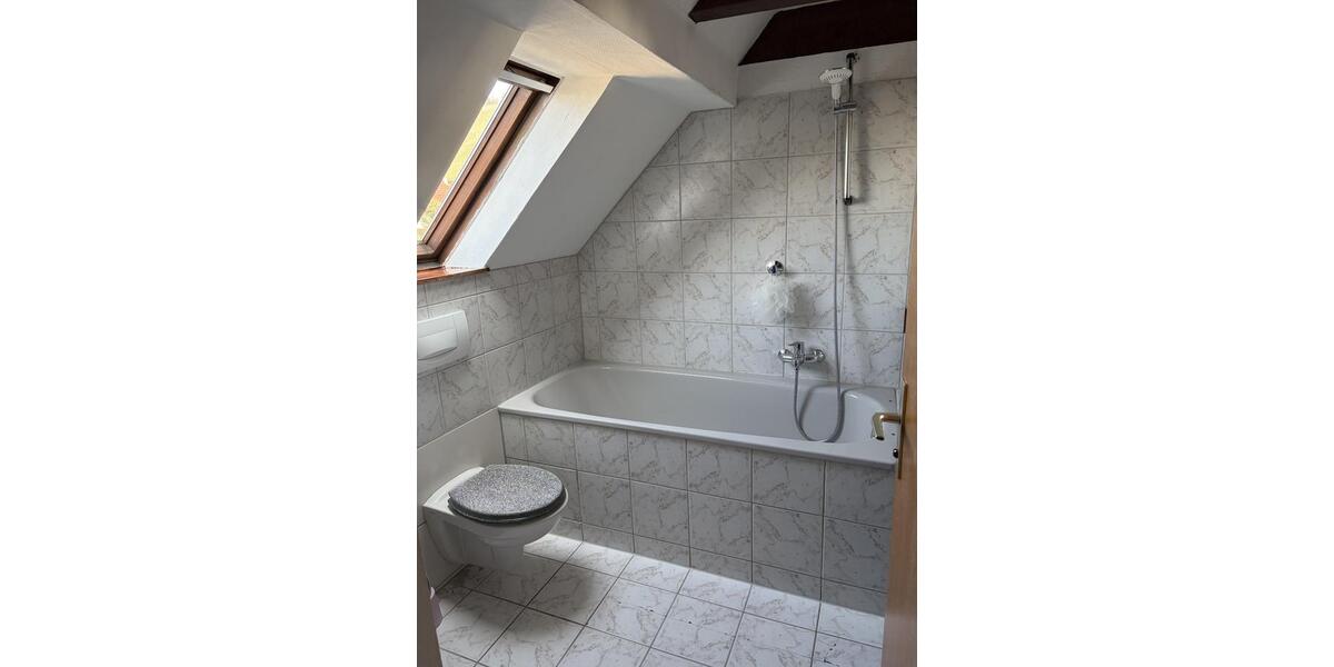 Dachgeschoßwohnung Esslingen am Neckar Brühl - 1.5 Zimmer, 51 m&sup2;, 700&euro; | Angebot:25840411