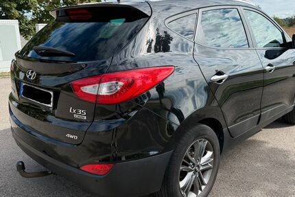 Hyundai ix35 148.000 km 11.000 &euro; Herrenberg 71083