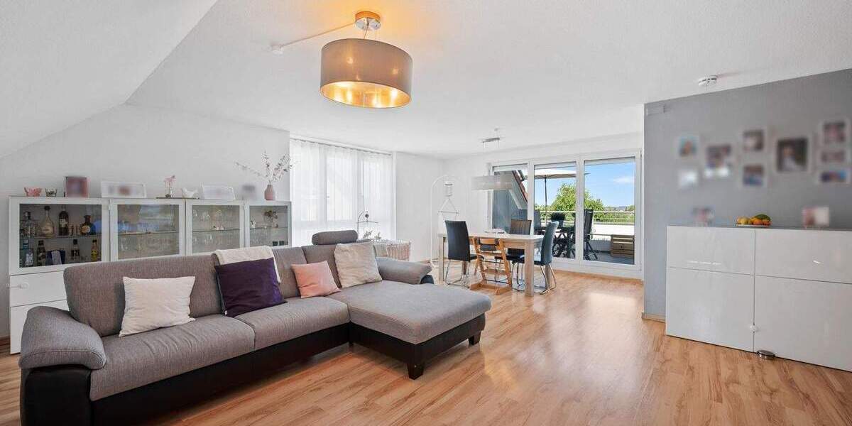 Etagenwohnung Altdorf - 4 Zimmer, 97 m&sup2;, 374.000&euro; | Angebot:25748811