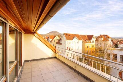 Wohnung Reutlingen Südstadt - 3 Zimmer, 93 m&sup2;, 380.000&euro; | Angebot:25986614