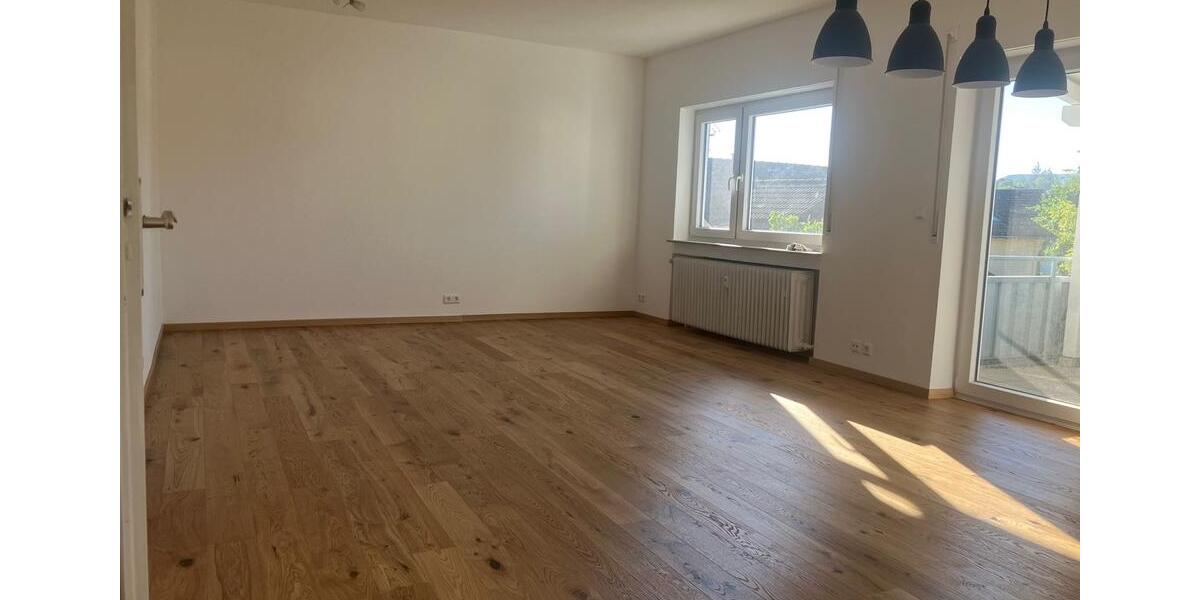 Etagenwohnung Gomaringen - 3.5 Zimmer, 94 m&sup2;, 1.280&euro; | Angebot:26690170