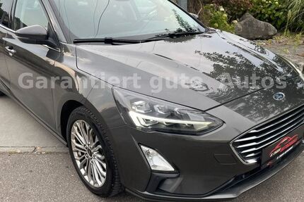 Ford Focus 202.000 km 9.800 &euro; Reutlingen 72770