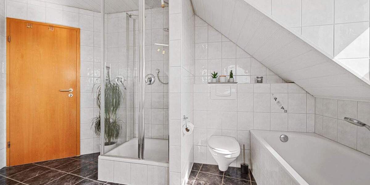 Etagenwohnung Altdorf - 4 Zimmer, 97 m&sup2;, 374.000&euro; | Angebot:25748811