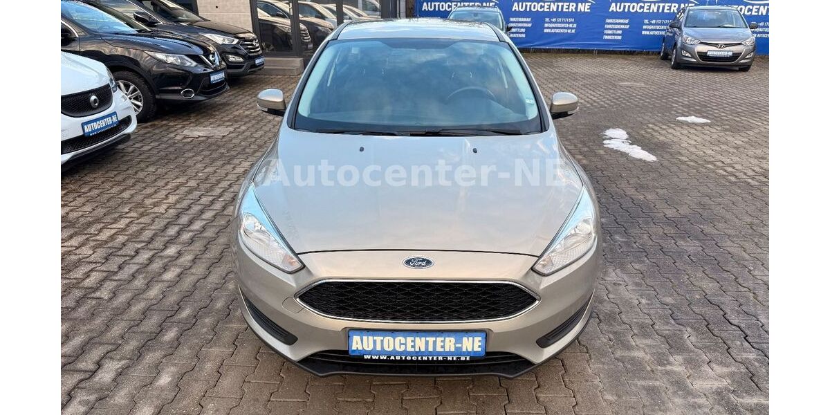 Ford Focus 114.000 km 5.850 &euro; Kirchheim Unter Teck 73230