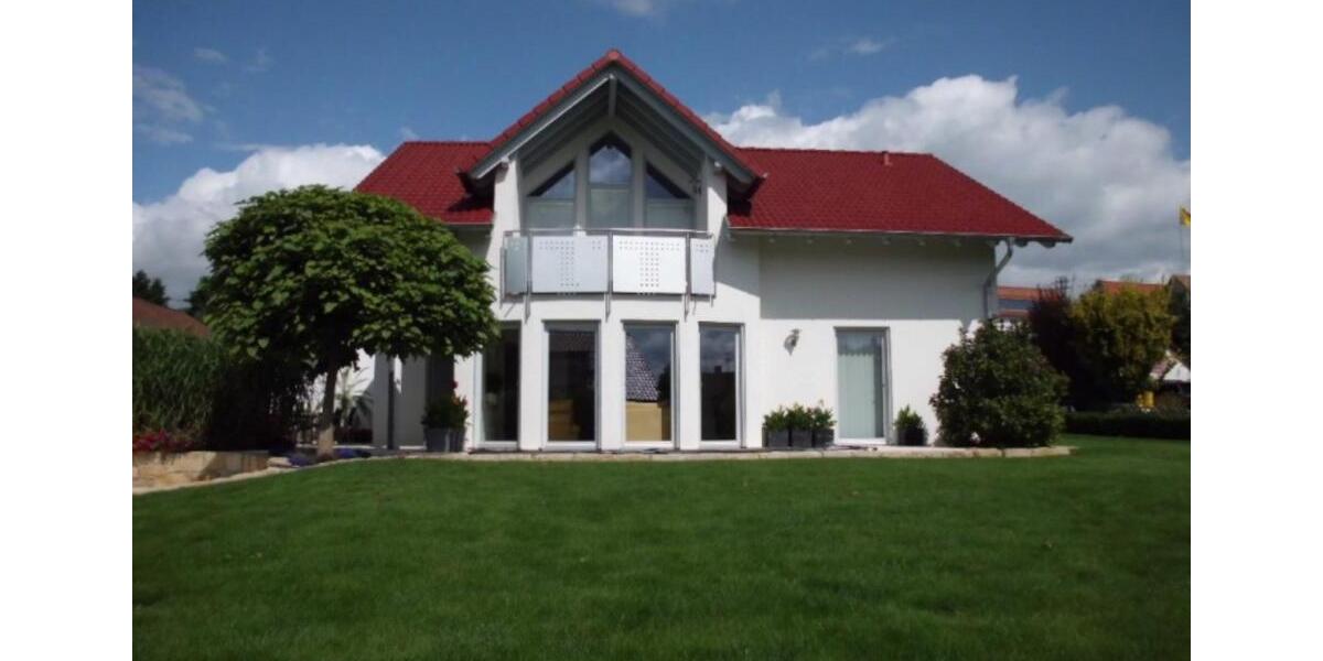 Dachgeschoßwohnung Rottenburg am Neckar - 2 Zimmer, 82 m&sup2;, 490&euro; | Angebot:25272110