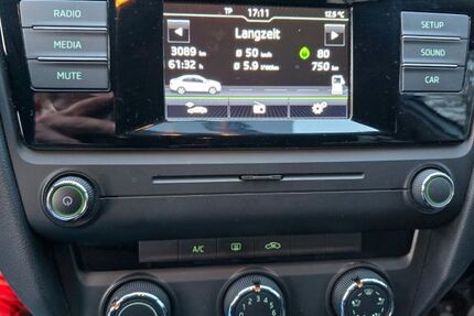 Skoda Octavia 112.000 km 7.950 &euro; Sindelfingen 71065