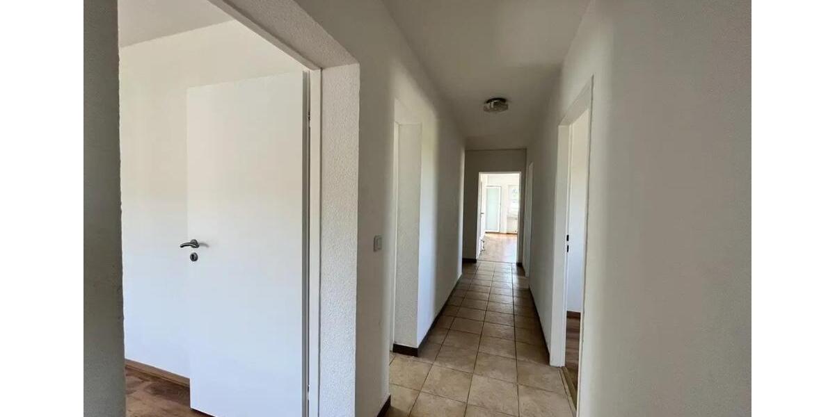 Etagenwohnung Esslingen am Neckar Brühl - 5 Zimmer, 101 m&sup2;, 390.000&euro; | Angebot:24939979