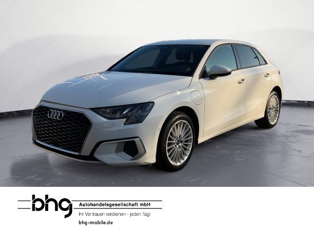 Audi A3 29.824 km 25.360 &euro; Mössingen 72116