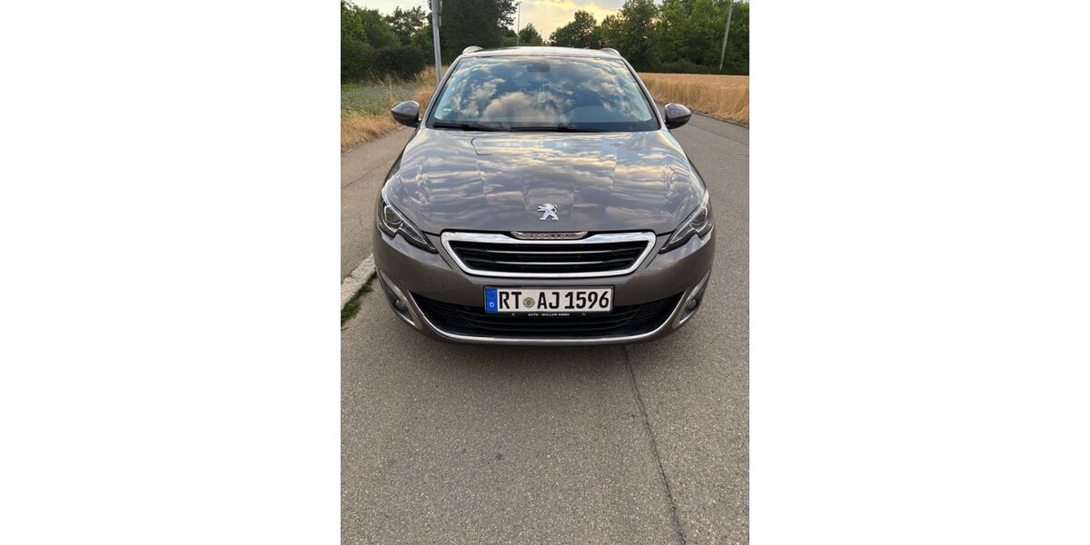 Peugeot 308 157.000 km 6.699 &euro; Reutlingen 72768