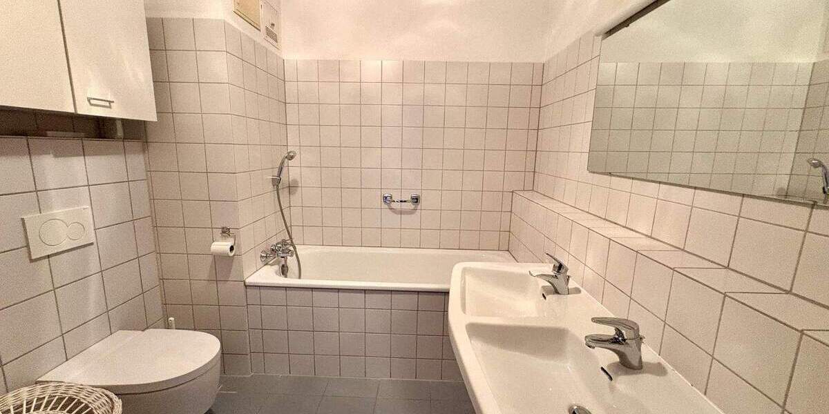 Reihenmittelhaus Hechingen - 5 Zimmer, 130 m&sup2;, 329.000&euro; | Angebot:25692959