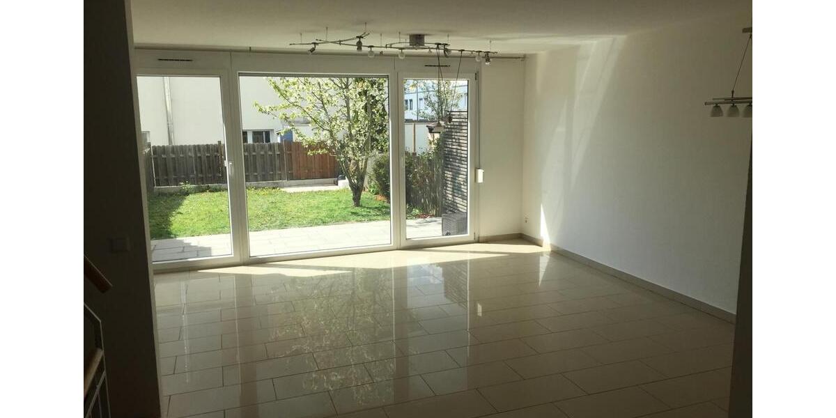 Reihenhaus Hildrizhausen - 5 Zimmer, 119 m&sup2;, 639.000&euro; | Angebot:26700115