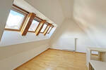 Reihenmittelhaus Reutlingen Innenstadt - 3 Zimmer, 102 m&sup2;, 1.200&euro; | Angebot:26261637