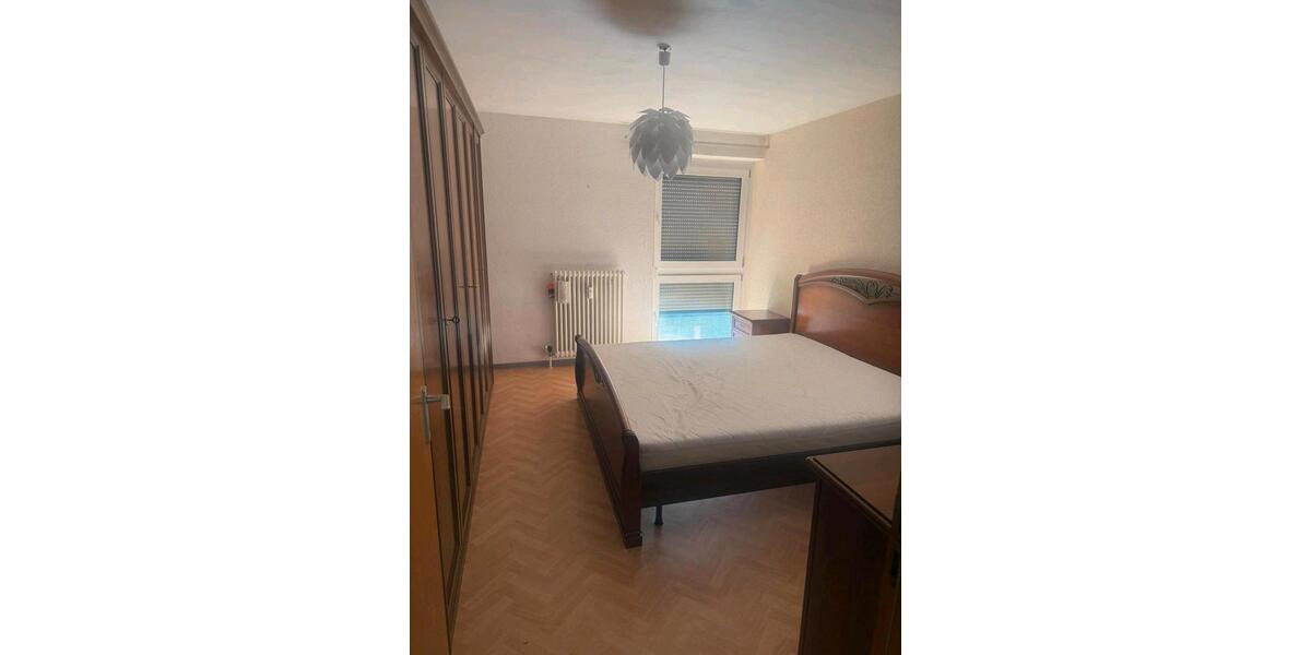 Etagenwohnung Esslingen am Neckar Oberesslingen - 3.5 Zimmer, 77 m&sup2;, 280.000&euro; | Angebot:26568365