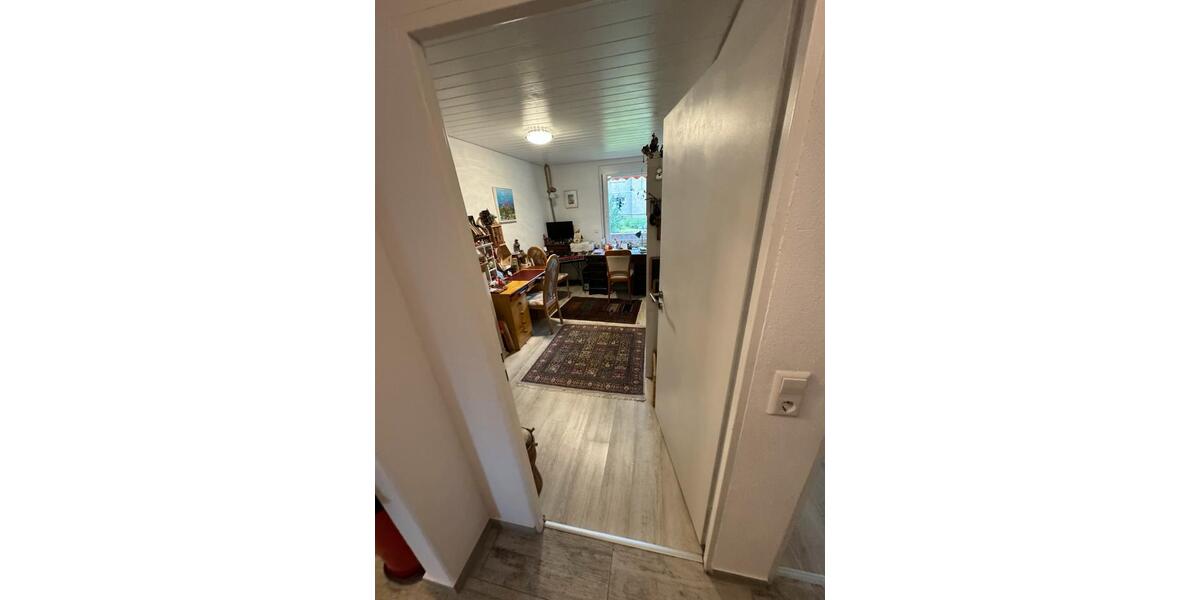 Etagenwohnung Sindelfingen Sindelfingen (Stadt) - 4 Zimmer, 90 m&sup2;, 1.350&euro; | Angebot:25307183