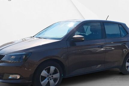 Skoda Fabia 93.700 km 10.490 &euro; Böblingen 71034