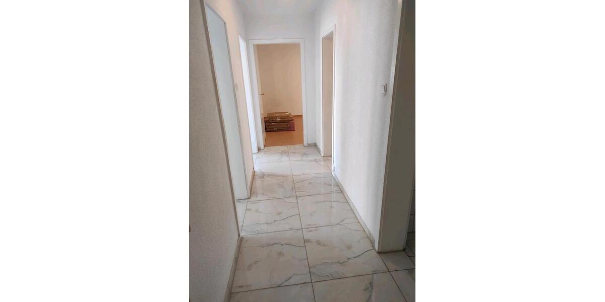 Hochparterre Esslingen am Neckar Pliensauvorstadt - 3 Zimmer, 65 m&sup2;, 1.200&euro; | Angebot:27589504