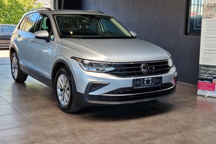 VW Tiguan 97.000 km 24.999 &euro; Gäufelden 71126
