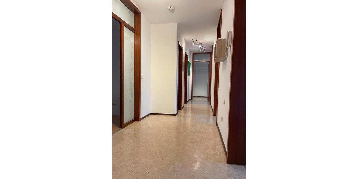 Etagenwohnung Rottenburg am Neckar - 5.5 Zimmer, 107 m&sup2;, 315.000&euro; | Angebot:24217433