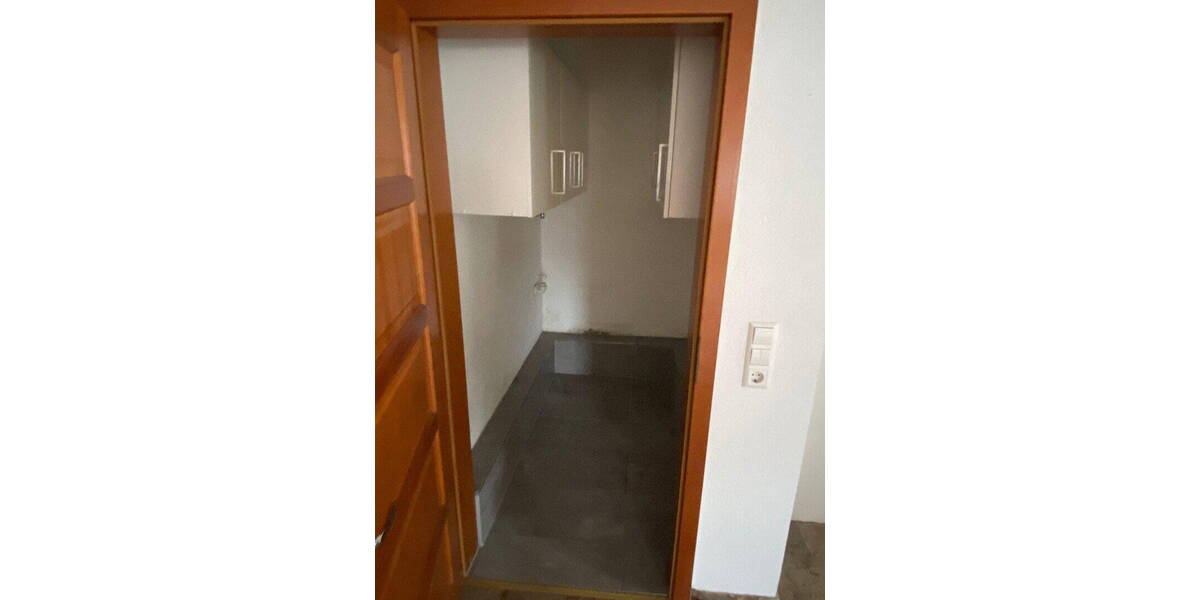 Etagenwohnung Unterhausen Unterhausen - 4 Zimmer, 110 m&sup2;, 350.000&euro; | Angebot:25927759