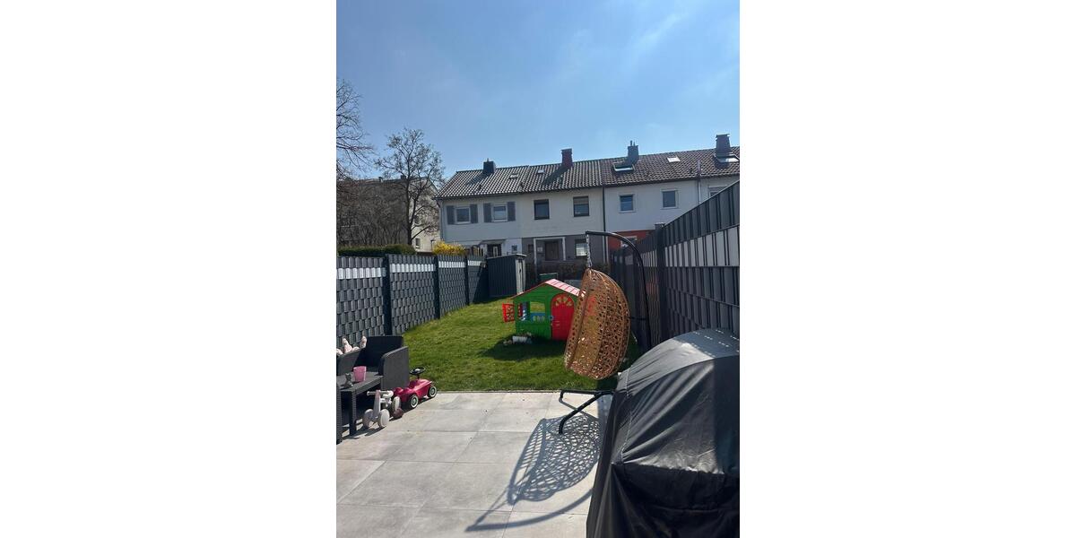 Reihenhaus Esslingen am Neckar Pliensauvorstadt - 4 Zimmer, 90 m&sup2;, 556.000&euro; | Angebot:26042271