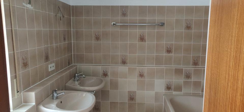 Etagenwohnung Sindelfingen Eichholz - 3.5 Zimmer, 102 m&sup2;, 1.340&euro; | Angebot:25615143