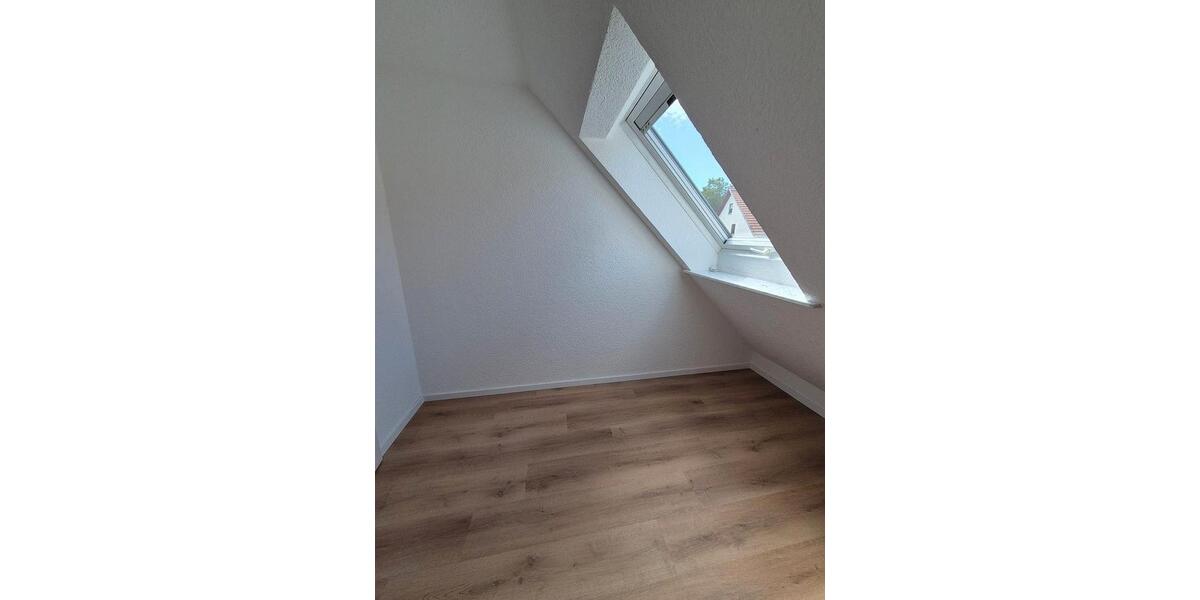 Dachgeschoßwohnung Trochtelfingen - 5 Zimmer, 85 m&sup2;, 900&euro; | Angebot:27601277