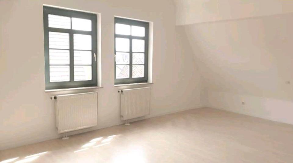 Dachgeschoßwohnung Rottenburg am Neckar - 2 Zimmer, 65 m&sup2;, 280.000&euro; | Angebot:26267120