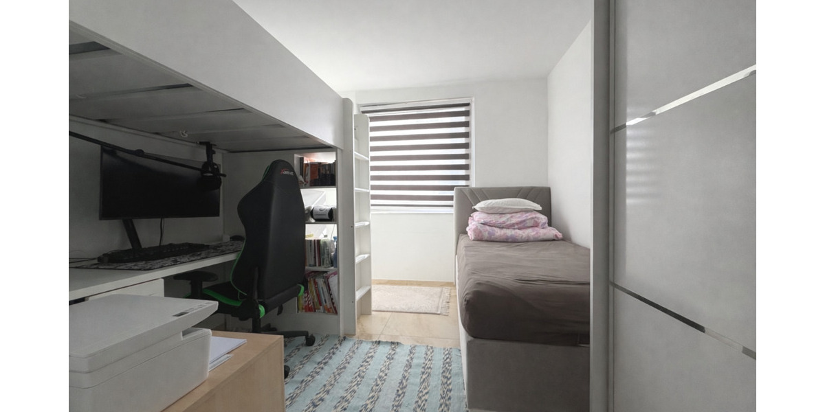 Mehrfamilienhaus, Wohnhaus Steinenbronn - 8 Zimmer, 233 m&sup2;, 949.000&euro; | Angebot:25704322